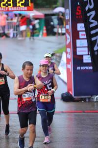 BIB: 1552, 3333
                            <button type="button" onclick="openModal(5738158)" class="btn btn-primary btn-sm float-right btn-popup" data-toggle="modal" data-target=".modal-high-quality">
                        <i class="fas fa-shopping-cart"></i> Add to Cart
                    </button>
                                            <button type="button" onclick="isThisMe(5738158, true)" class="btn btn-success btn-sm float-right btn-popup btn-isme hidden" data-toggle="tooltip" data-placement="bottom" title="นี่คือรูปของคุณใช่ไหม คลิกที่นี่เพื่อเอาเข้าอัลบั้ม">
                        <i class="fas fa-plus"></i> Add to album
                    </button>
                    <button type="button" onclick="isThisMe(5738158, false)" class="btn btn-warning btn-sm float-right btn-popup btn-isnotme hidden">
                        <i class="fas fa-ban"></i> Remove from album
                    </button>